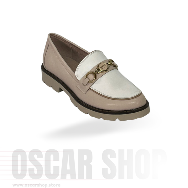 Mocassin à Semelle Crantée et Ornement Métallique