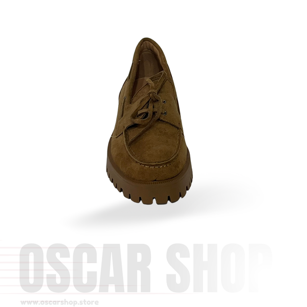 Mocassin compensé à semelle crantée