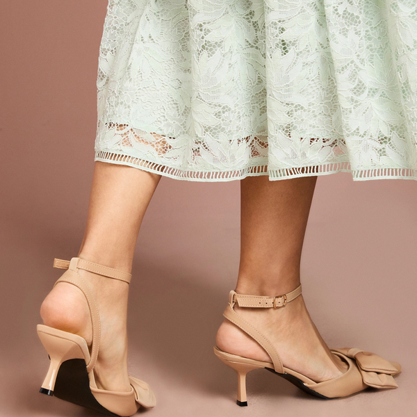 Escarpins slingback à talon fin