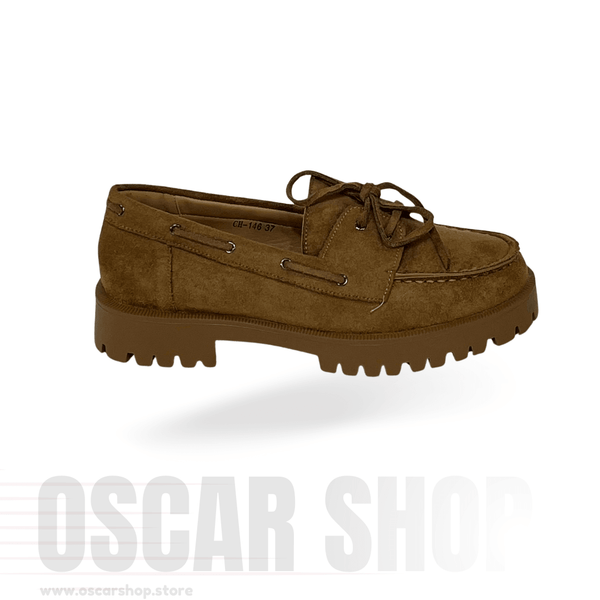 Mocassin compensé à semelle crantée