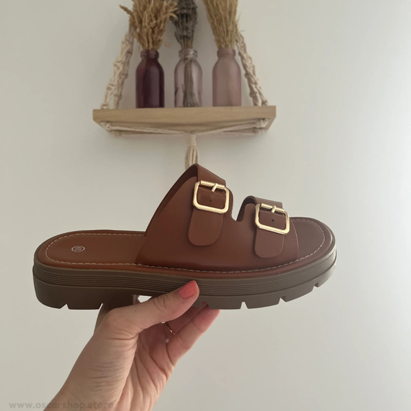 sandales a boucles