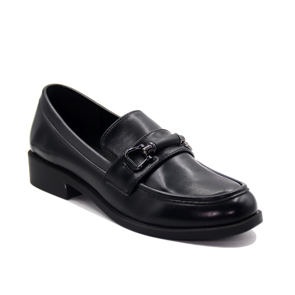 Mocassins en simili avec boucle discrète