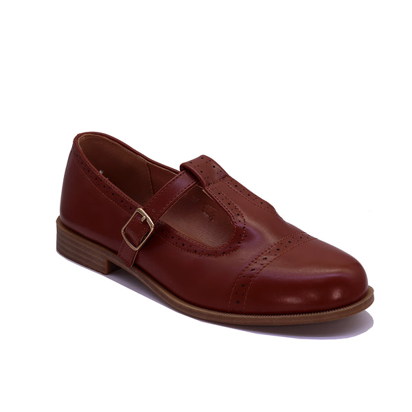 Chaussure Mary Jane en cuir brun – Élégance et confort intemporels