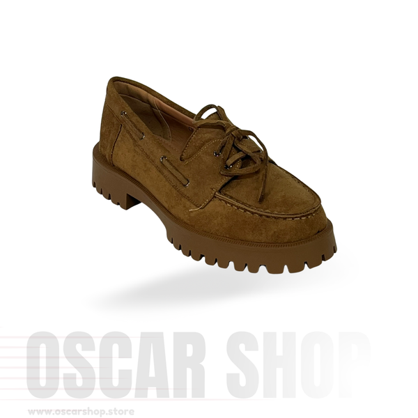 Mocassin compensé à semelle crantée